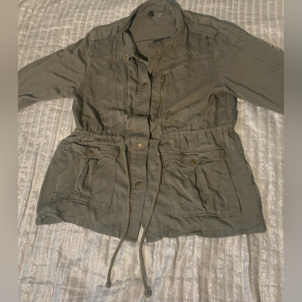 🔥2/$20 Olive Green military inspired jacket. Sz 14